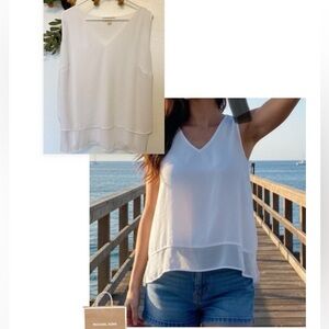 Michael Kors White V-Neck Sleeveless Blouse